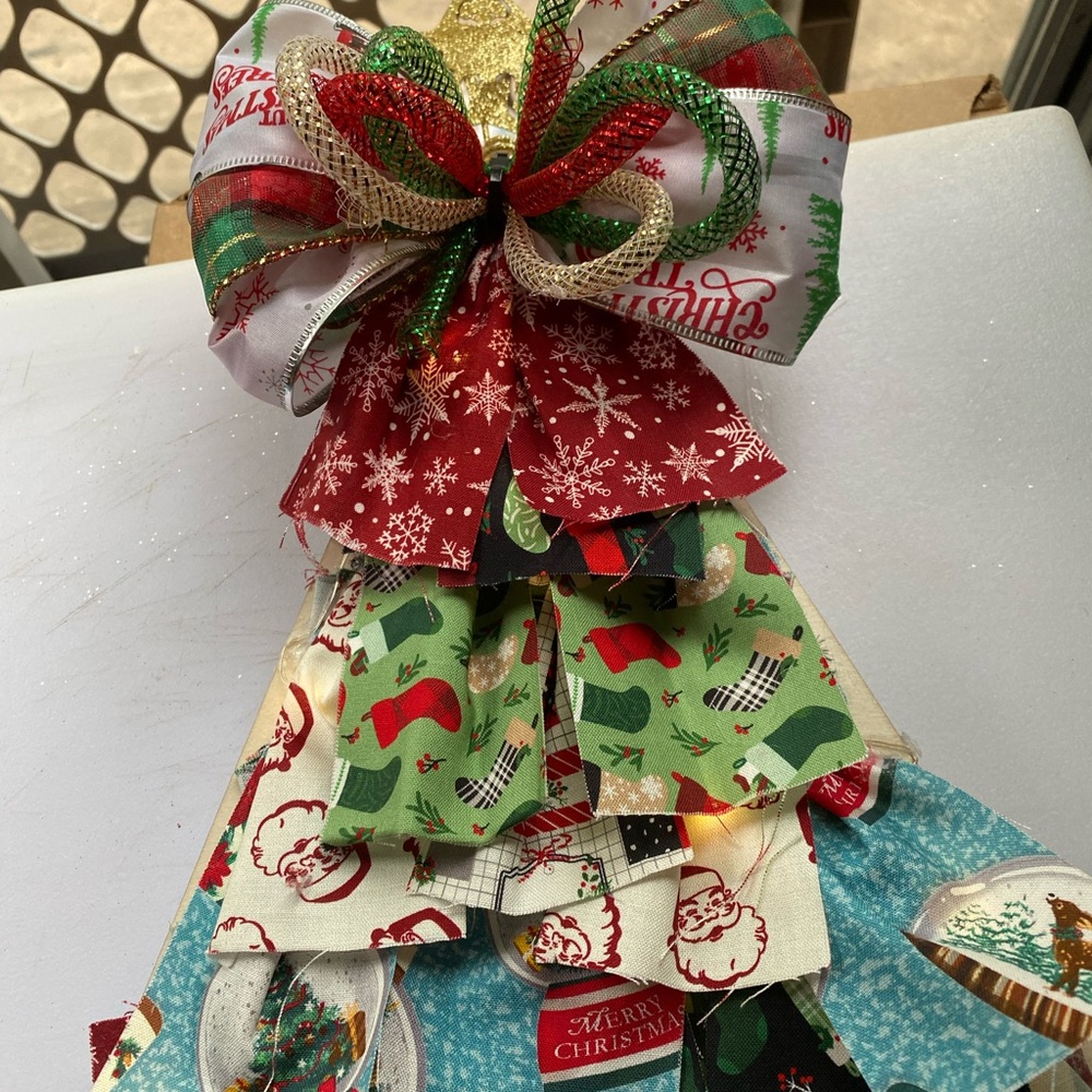 “Rag Tree” 🌲 - Picture 2 of 3